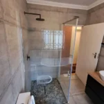 Bathroom - 7